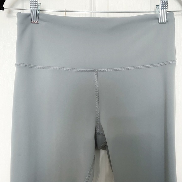 LULULEMON WUNDER TRAIN BABY BLUE HIGH RISE DRAWSTRING ANKLE CUT LEGGINGS - 10 - Picture 4 of 8